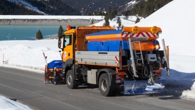 Lame de déneigement amovible pour l'AS 600 MultiPro