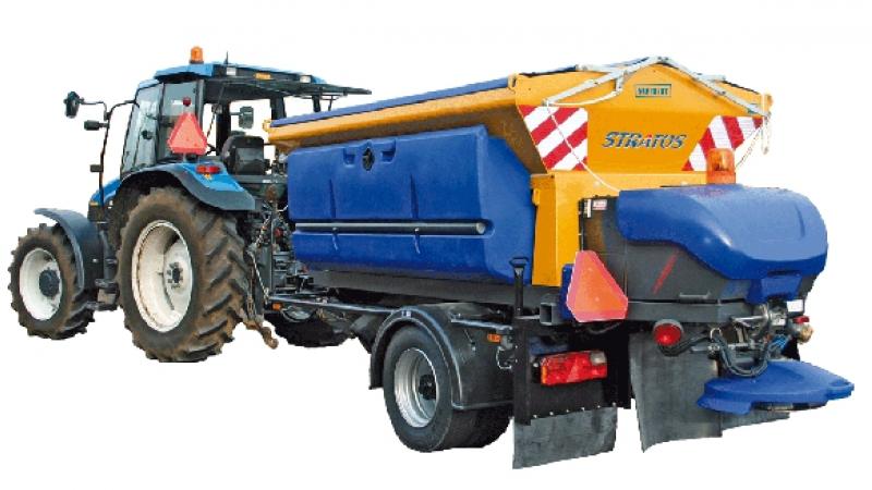 saleuse tractée saleuse