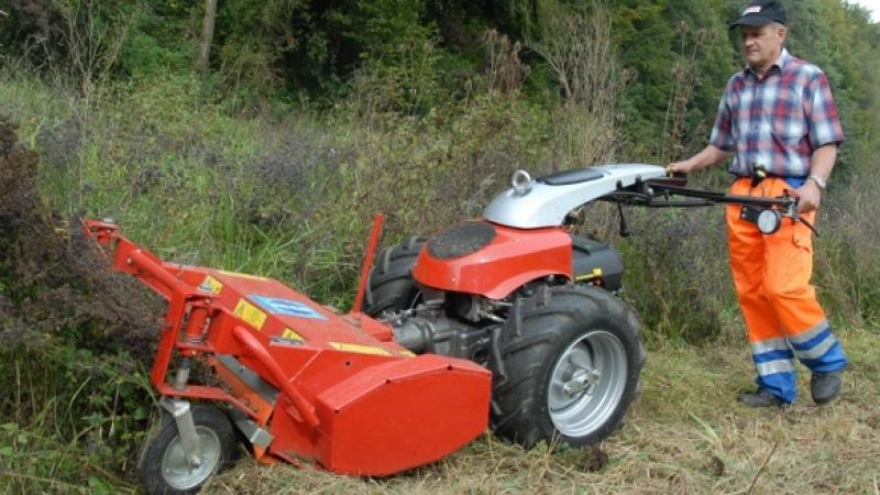 CC56 MOTOFAUCHEUSE CC56 MOTOFAUCHEUSE