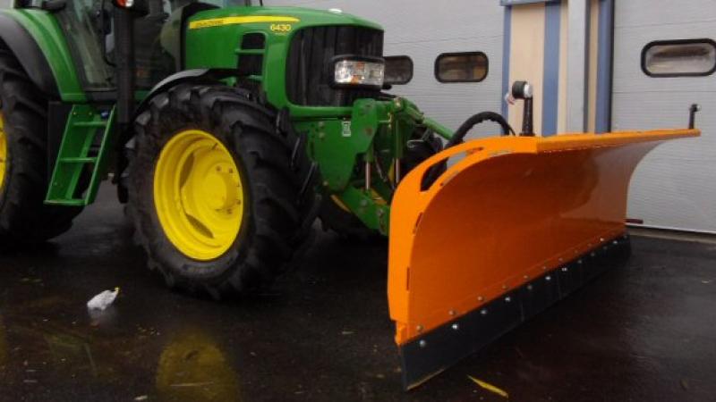 Snow_plough_largo_tractor_agrio Lame_deneigement_tracteur_agrio