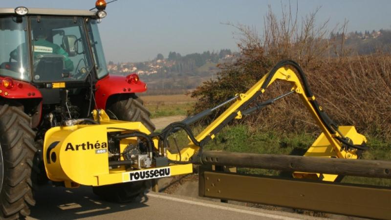 Arthea debrousailleuse agricole Arthea debrousailleuse agricole