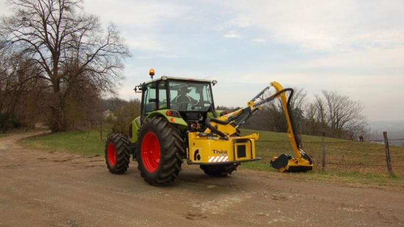 Théa debrousailleuse agricole Théa debrousailleuse agricole