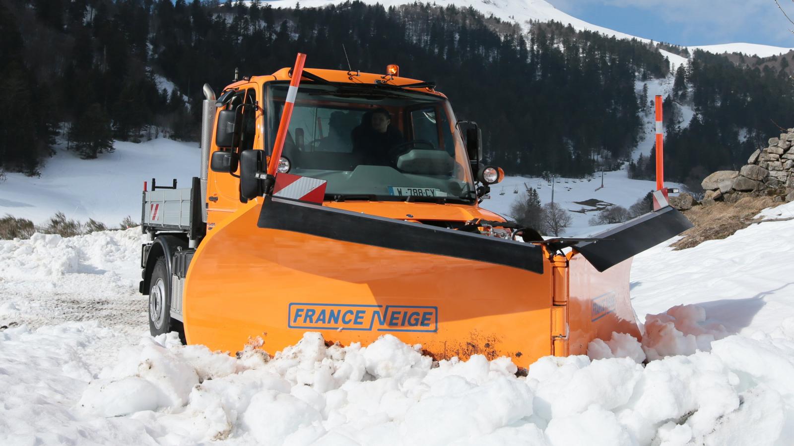 France Neige _VARIO unimog